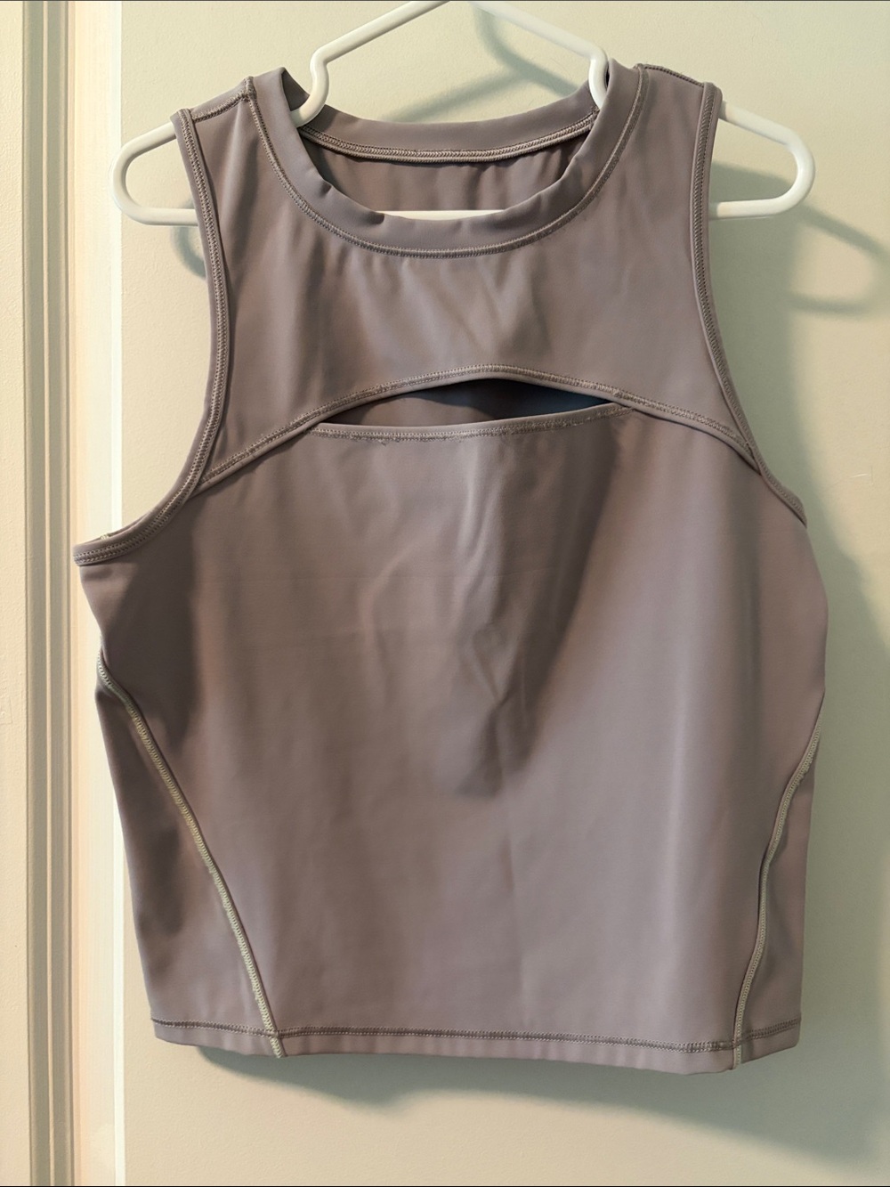 lululemon athletica Mauve Cropped Athletic Tank with Chest Cutout